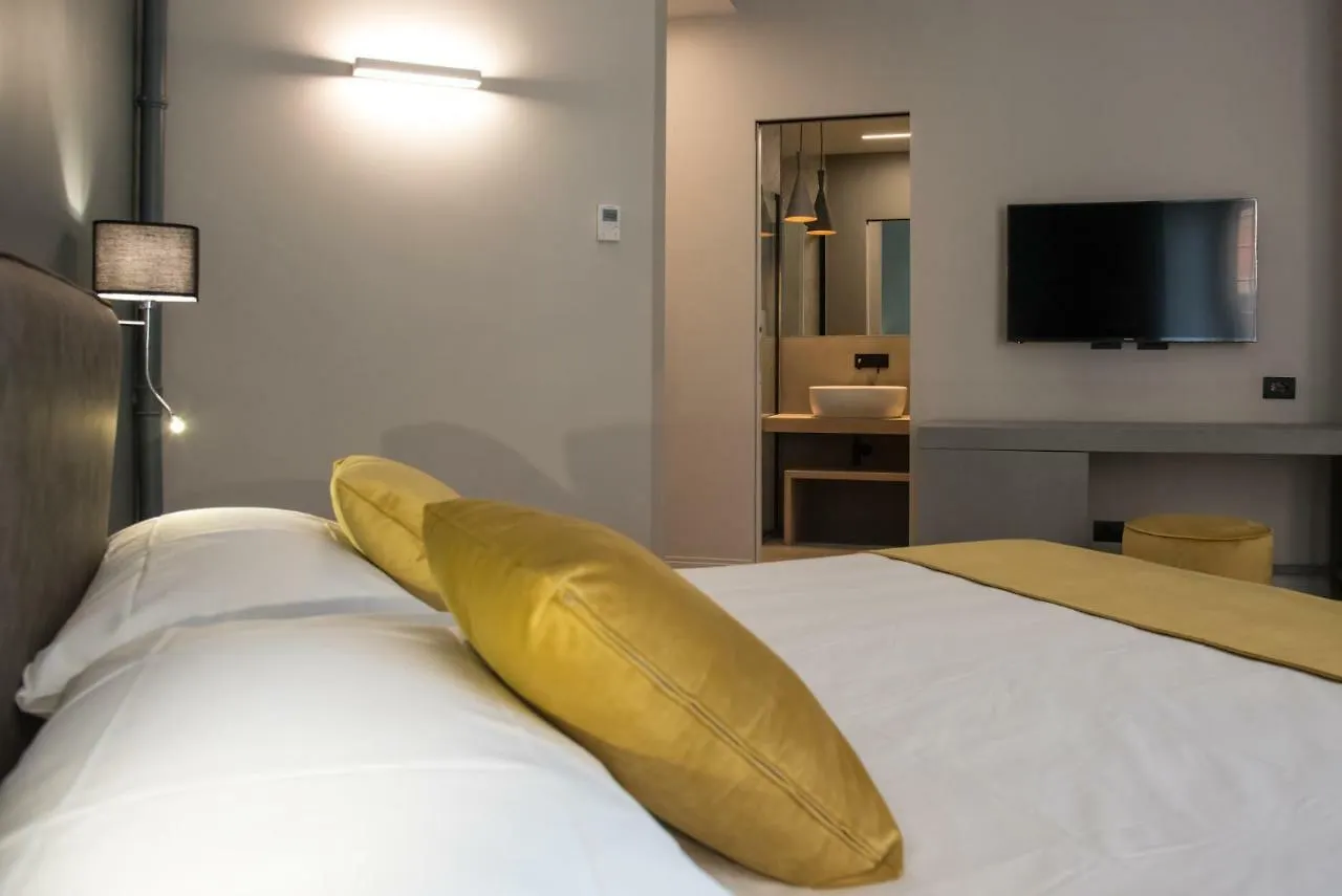 Domus Alberico Hotel Rome 2*,