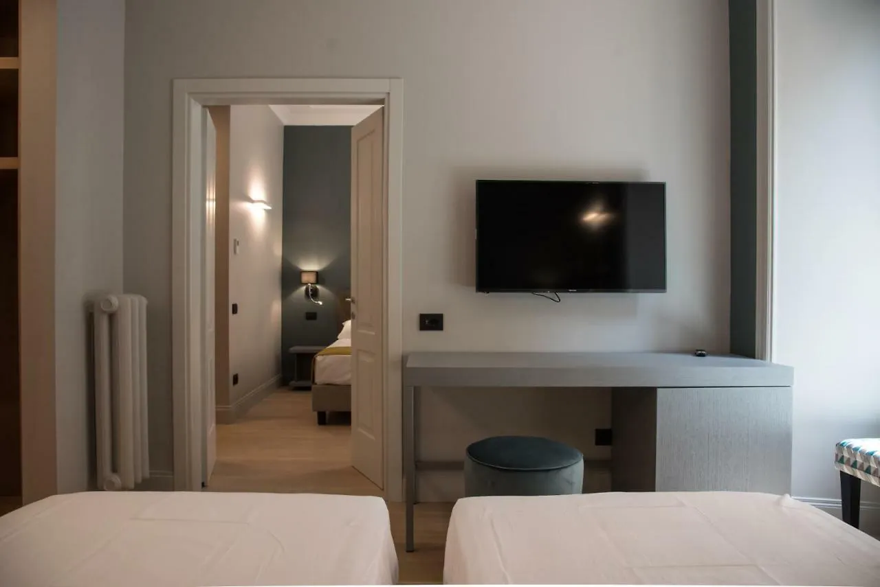 Hotel Domus Alberico Rom 2*,  Italien